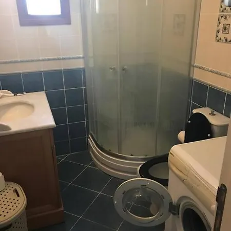 4 Bedroom Amazing Duplex House In 펜션 *