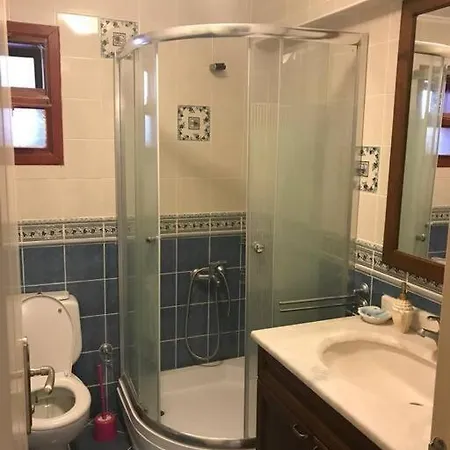 펜션 4 Bedroom Amazing Duplex House In *