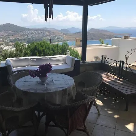 4 Bedroom Amazing Duplex House In 펜션 *